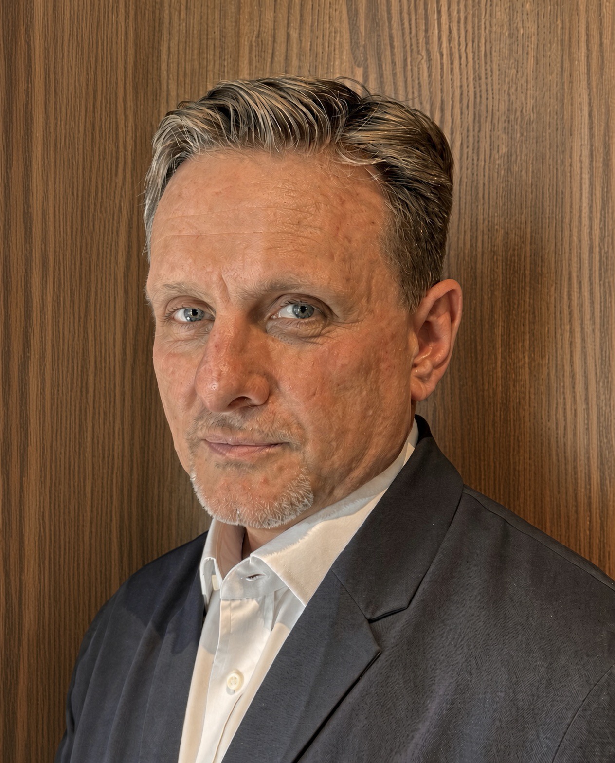 Etienne Ernst