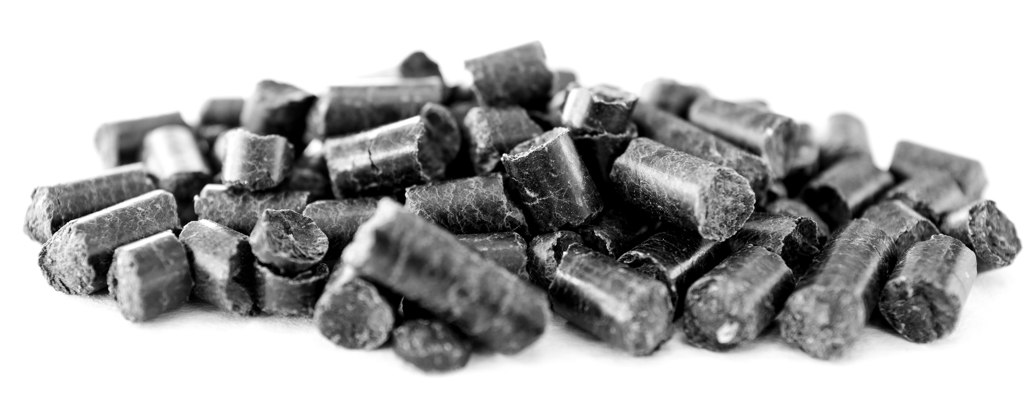 Front_cover_black_pellets_L1000468-2_web